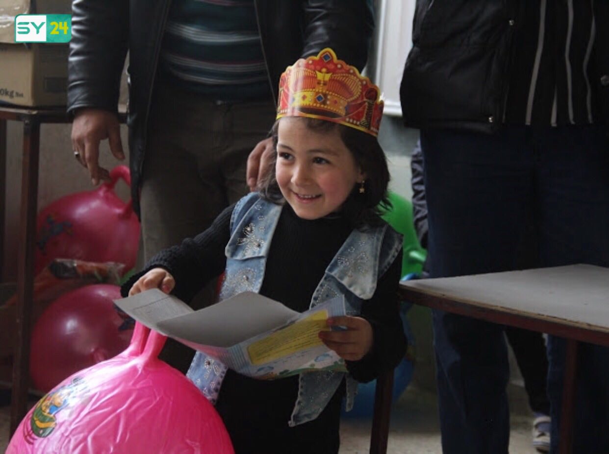 مدرسة “مجد الشام” تكرم الطلاب المتفوقين في ريف إدلب