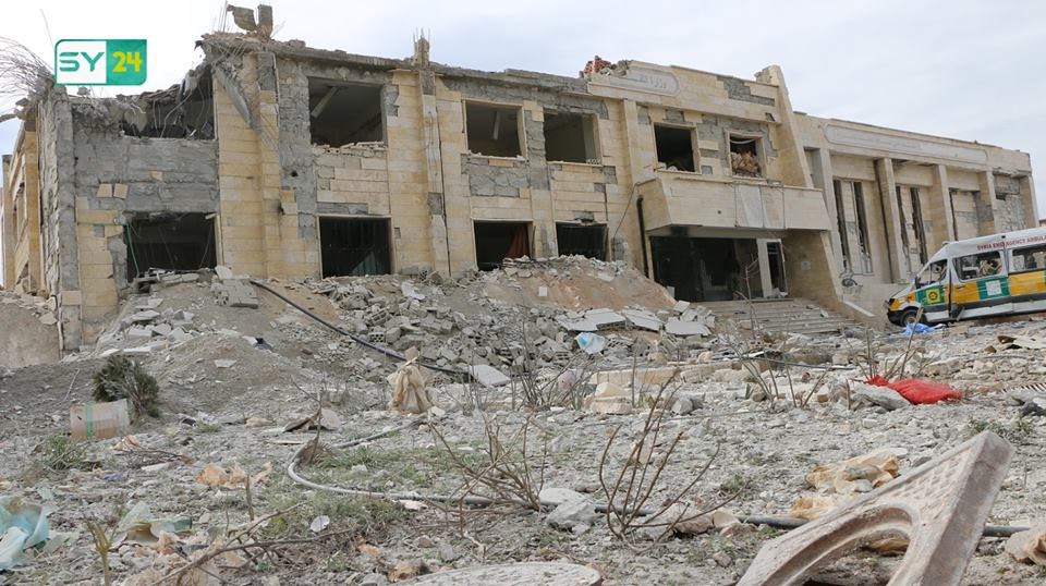 قال الدفاع المدني السوري عبر صفحته الرسمية إن جميع المشافي في ريف إدلب الجنوبي الشرقي خرجت عن الخدمة نتيجة الغارات الجوية