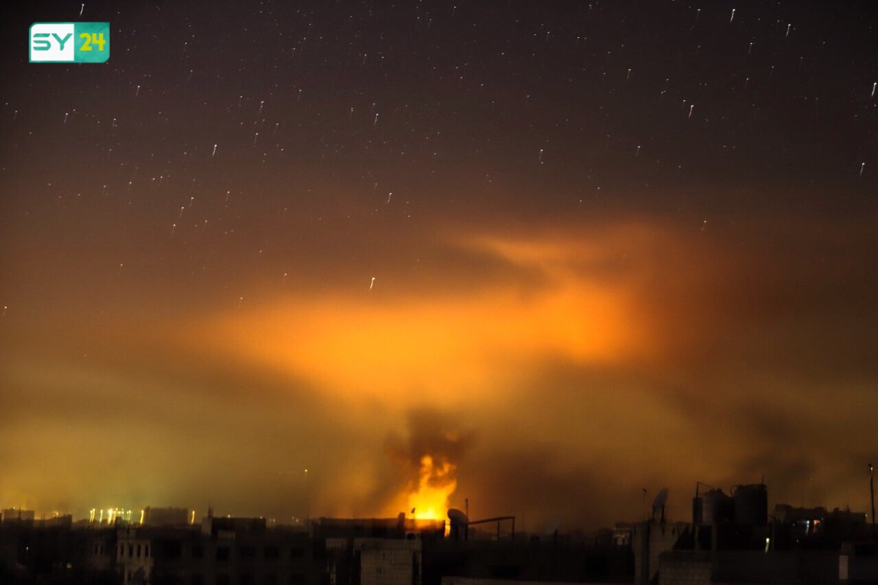 رصد بعض الغارات الليلة التي تتعرض لها الغوطة الشرقية