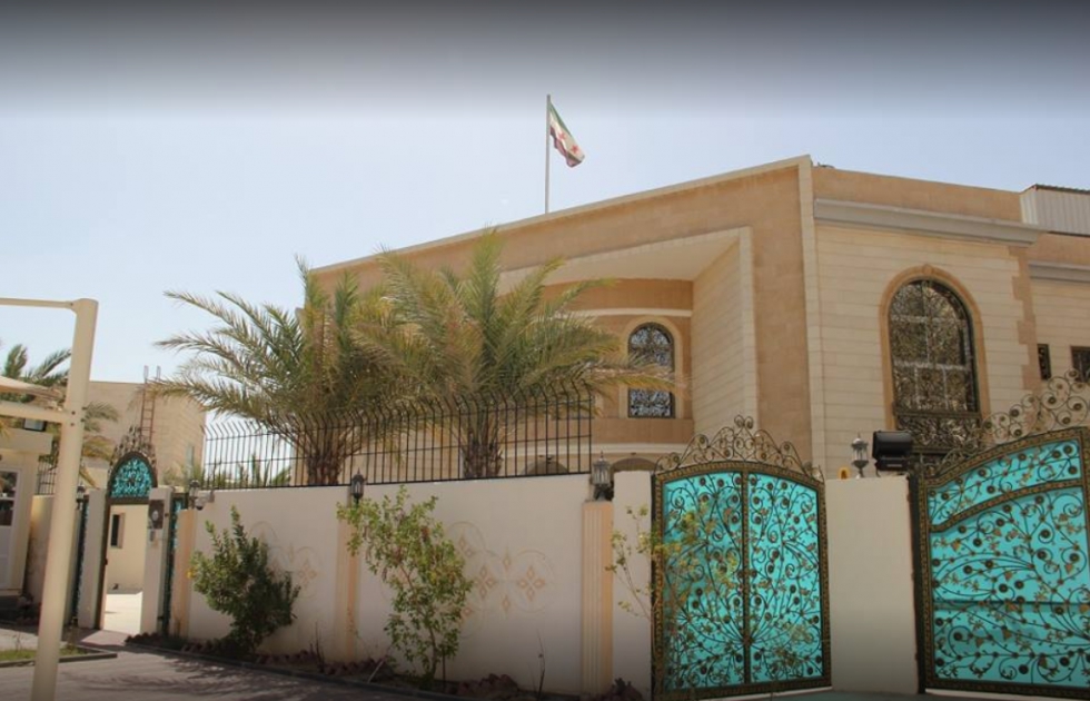الائتلاف الوطني ينفي خبر إغلاق سفارته في قطر