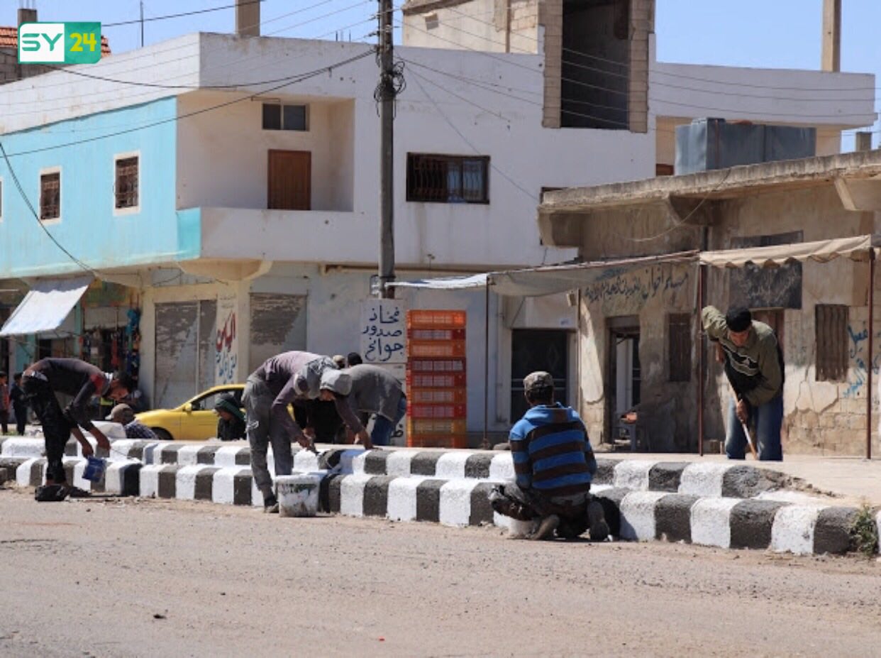 المجلس المحلي يعيد تأهيل السوق في مدينة نوى بدرعا