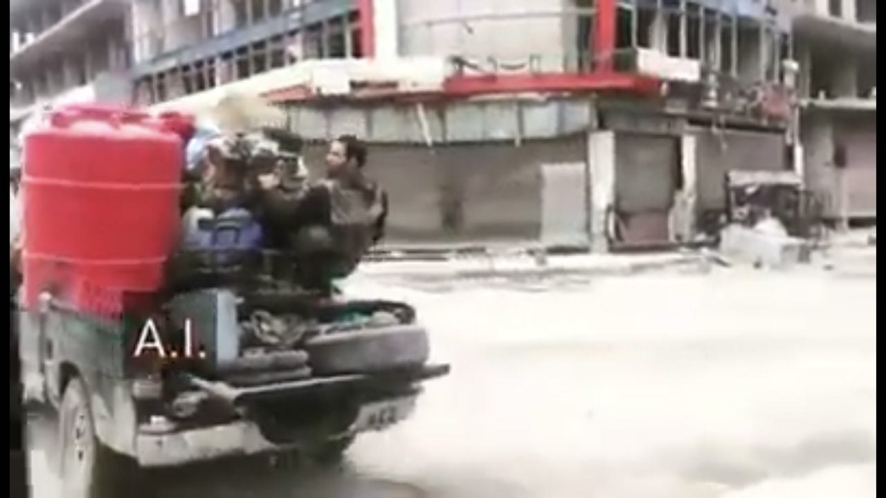 بالفيديو: كيف يستخدم جيش النظام الآليات العسكرية في الغوطة الشرقية؟