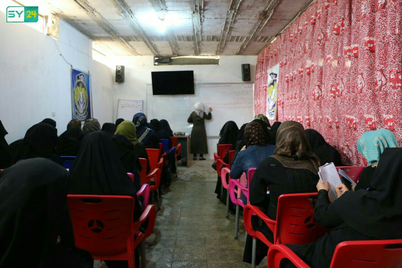 لتطوير خبراتهن.. قيادة الشرطة الحرة تنظم دورة تدريبية لعناصرها النسائية في إدلب