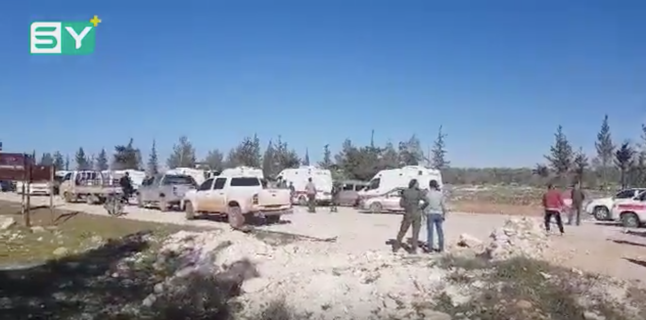 قافلة مهجري الغوطة الشرقية ما زالت عالقة في مناطق سيطرة النظام بحلب