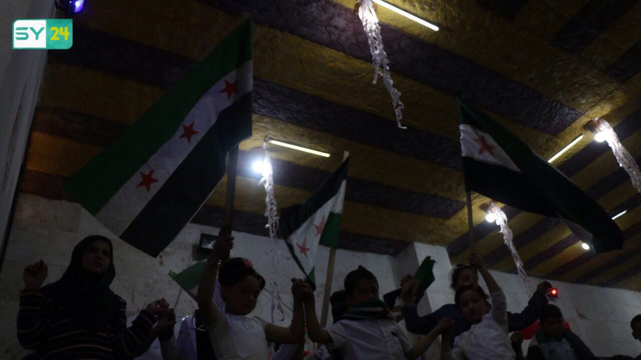 اختتام سلسلة دورات تدريبية للمرأة بحفل غنائي للأطفال في ريف حماة