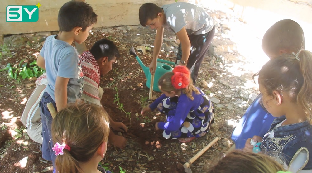 إقامة نشاط ترفيهي للأطفال الأيتام في ريف حماة