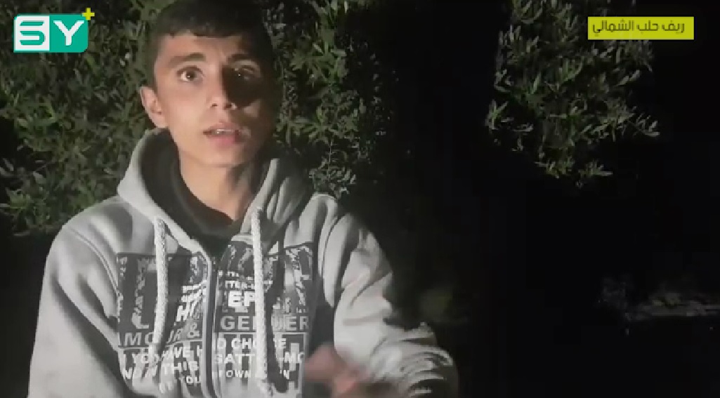 شاب مُهجّر من دوما يهنئ أحبابه بشهر رمضان عبر قصيدة من أطلال ريف حلب