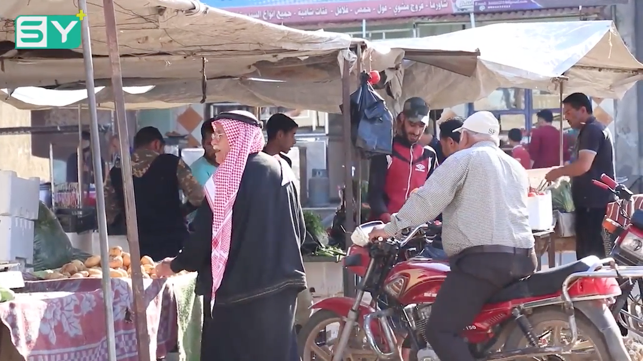 الحركة التجارية تنشط في أسواق مدينة نوى بدرعا خلال رمضان