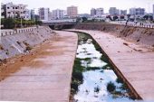 مياه الصرف الصحي وتراكم الأوساخ