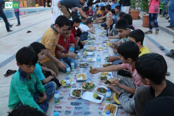 مأدبة إفطار للأيتام وذويهم في مدينة مارع شمال حلب