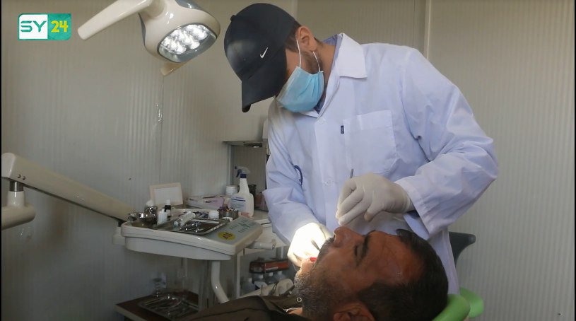 مركز "خير الطبي" يفتتح عيادة سنية للنازحين في ريف حلب