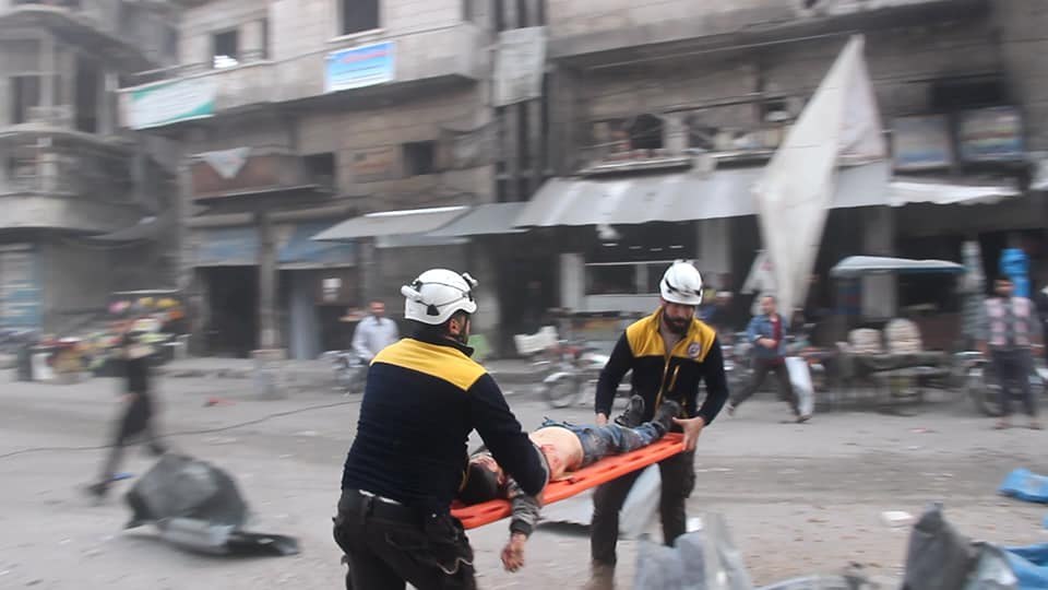 مقتل 3 مدنيين بينهم عنصر من الدفاع المدني بانفجارات في إدلب