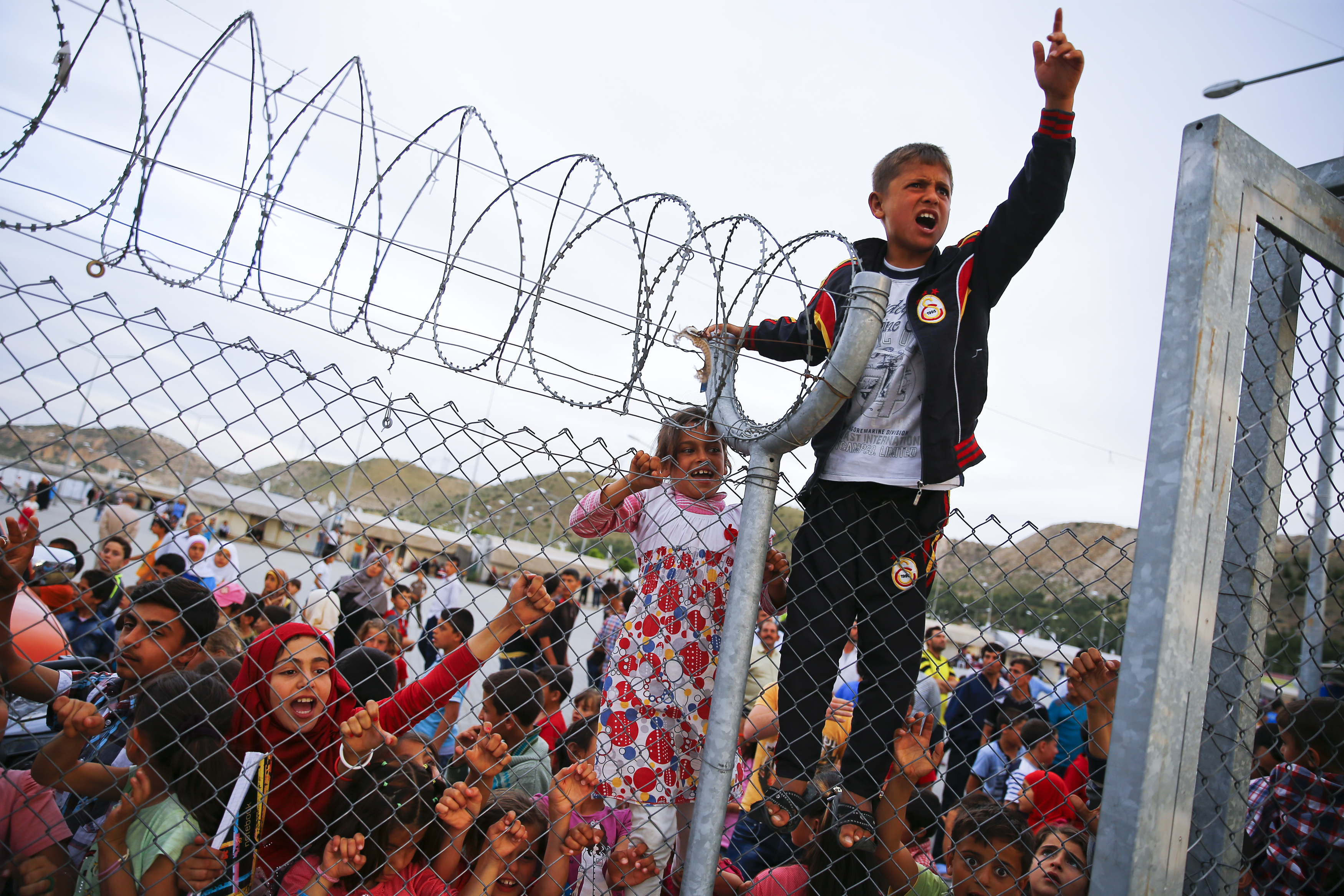 المعارضة الأوروبية: برنامجي الانتخابي.. ترحيل اللاجئين!