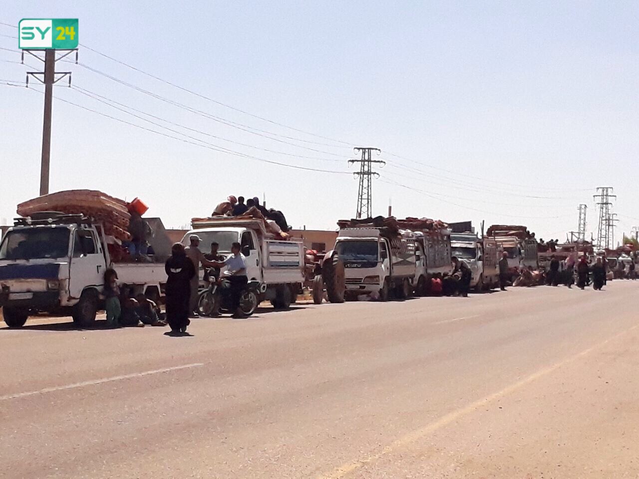 بحماية روسية.. عودة مهجرين ونازحين إلى مناطق عدة في درعا