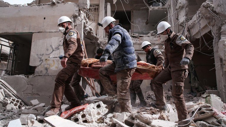 الأسد يتوعّد بتصفية "الخوذ البيضاء" ويهدد بمهاجمة إدلب