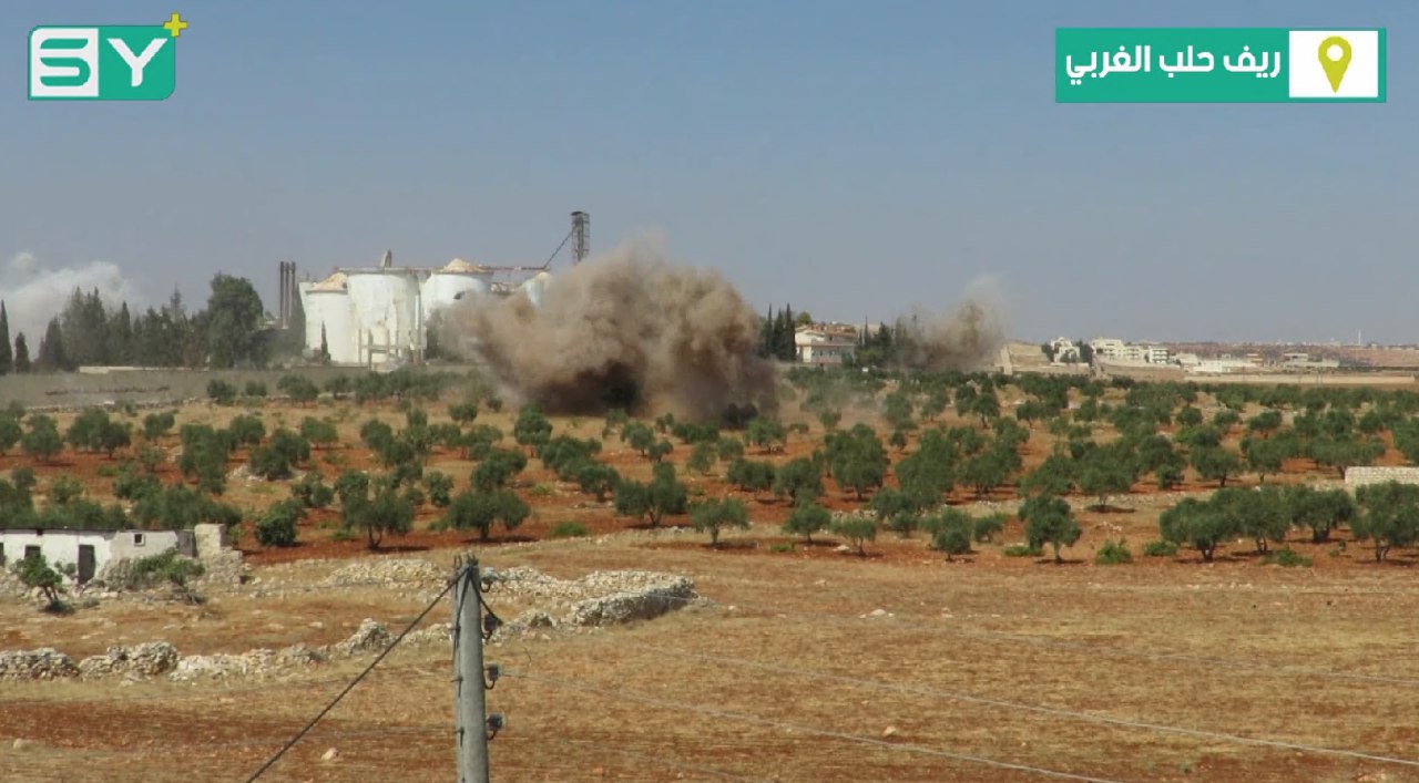 آثار الدمار الذي خلفه قصف النظام بريف حلب