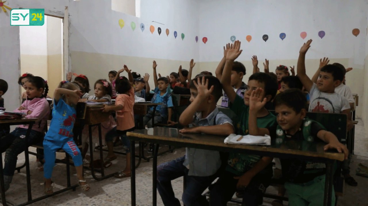 فريق "حلمنا التطوعي".. أملٌ بمستقبل أفضل لأطفال ريف حماة
