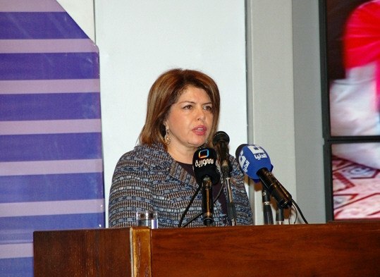 وزيرة "التجارة والاقتصاد" السابقة في حكومة النظام السوري "لمياء عاصي"