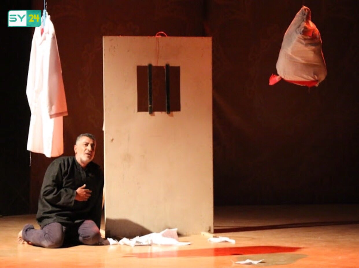 فعالية ثقافية تعرض فيلم الحياة على مسرح مدينة إدلب