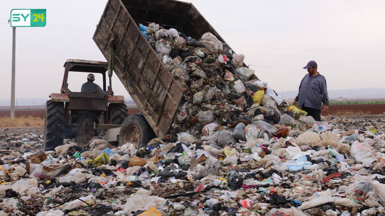 النفايات والمكبات.. معاناة كبيرة للأهالي في ريف حلب