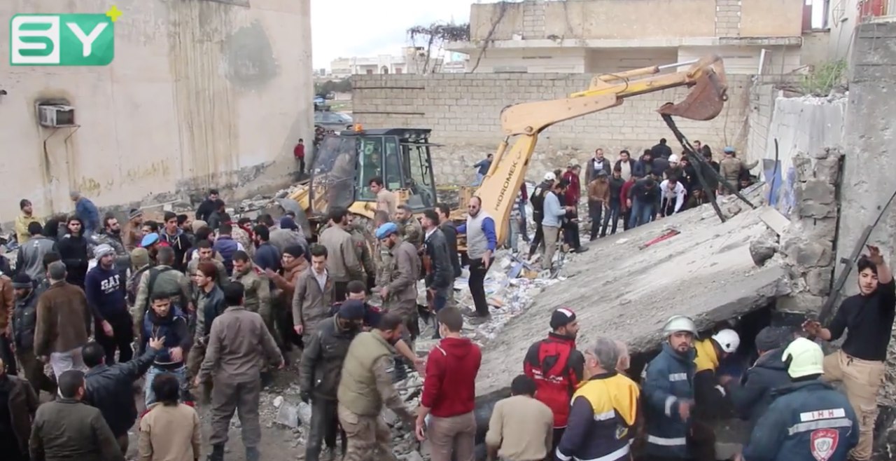 ضحايا مدنيون بانفجار سيارة مفخخة في مدينة اعزاز بريف حلب