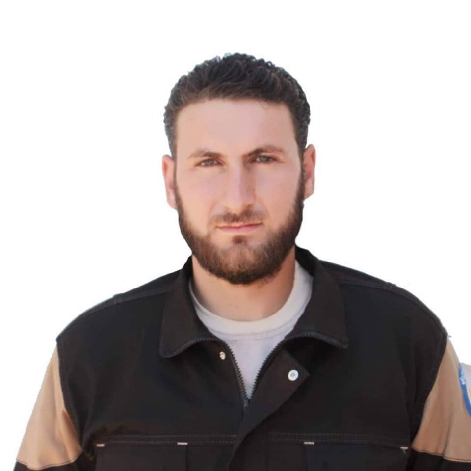 متطوع مع الدفاع المدني يوثّق اللحظات الأخيرة قبل مقتله بغارة جوية (فيديو)