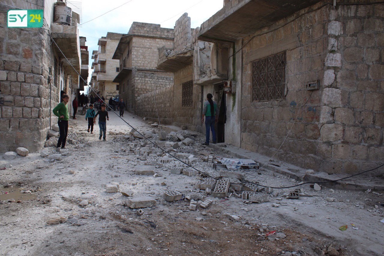 النظام يهاجم إدلب مجدداً ويقتل طفل جنوبي المحافظة