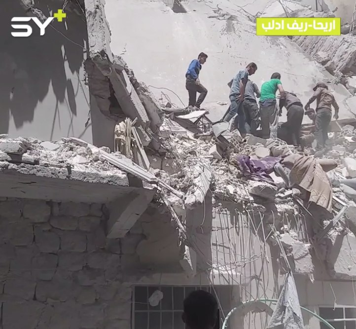 قتلى وجرحى في مدينة اريحا جنوبي إدلب بعد استهداف الطيران الحربي سوق المدينة