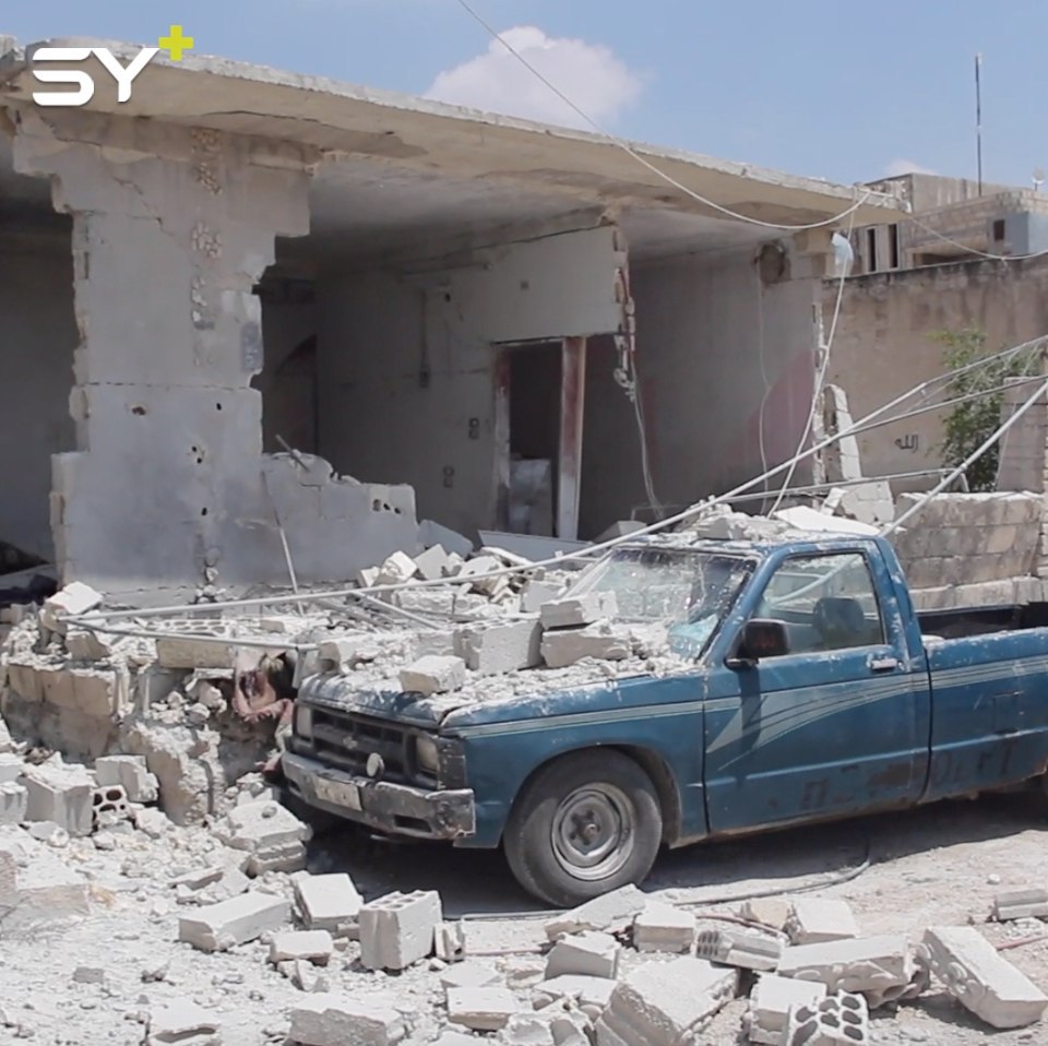 قصف مدفعي بأكثر من 70 قذيفة يوقع 4 قتلى وعدد من الجرحى في بلدة موقا بريف إدلب مساء أمس