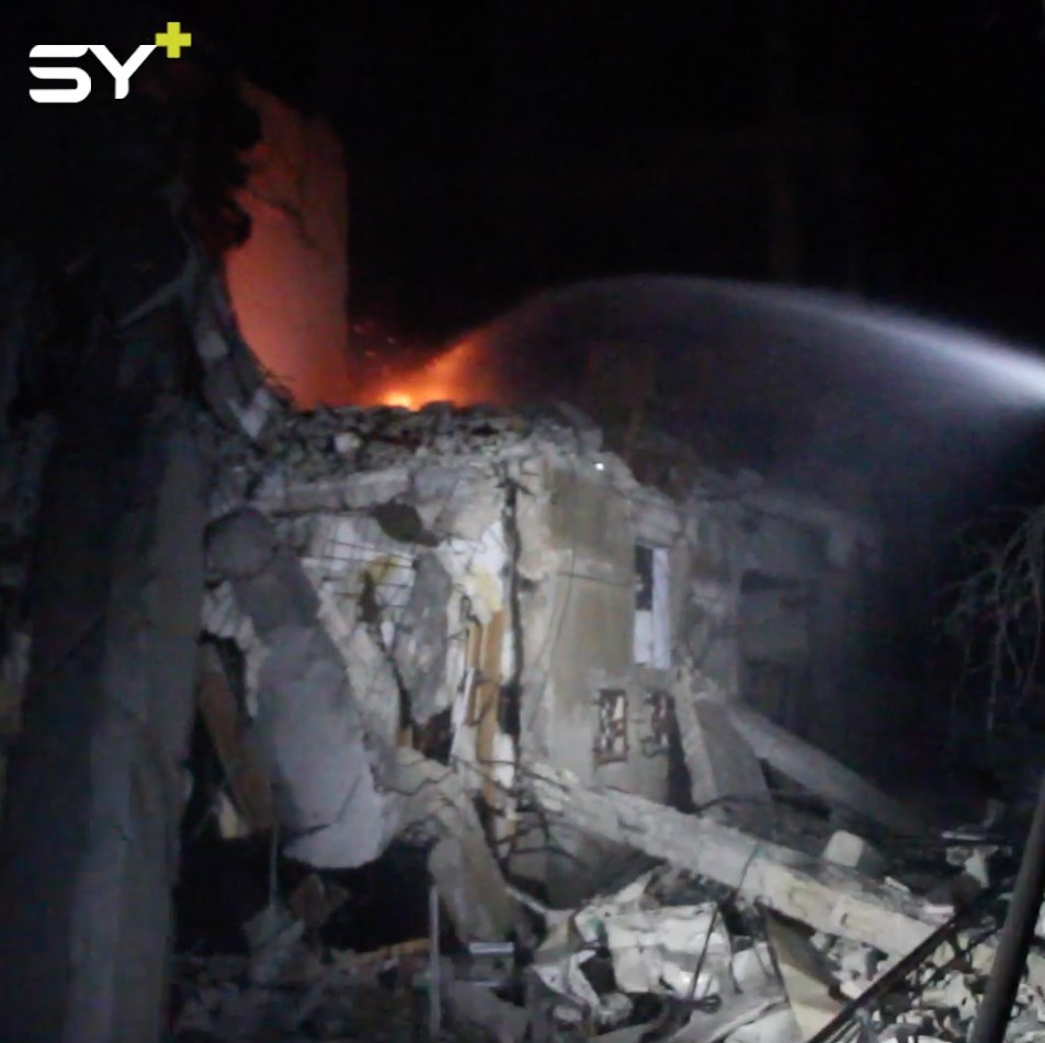 جرحى بقصف جوي من قبل الطيران الحربي الروسي على مدينة جسر الشغور ليل أمس