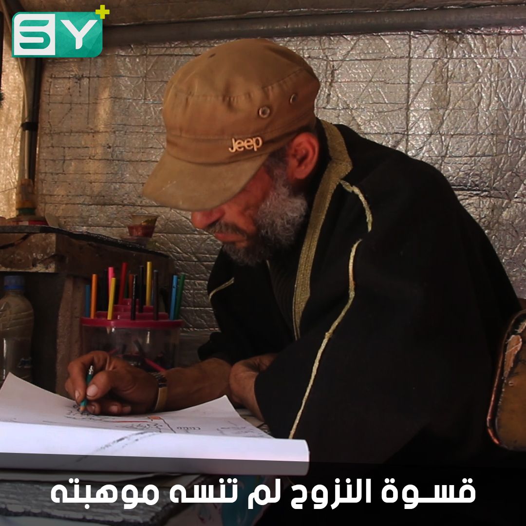 حميد زنلكو.. رسامٌ منذ الصغر يصمم مجسمات خشبية متعددة الأشكال