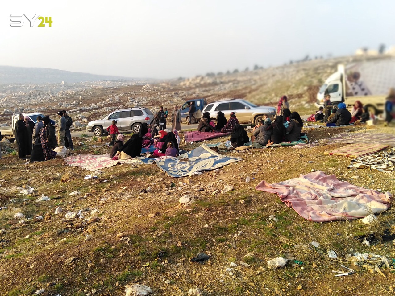 تركيا تدلي بتصريحات جديدة حول نزوح سكان إدلب بسبب هجمات النظام وروسيا