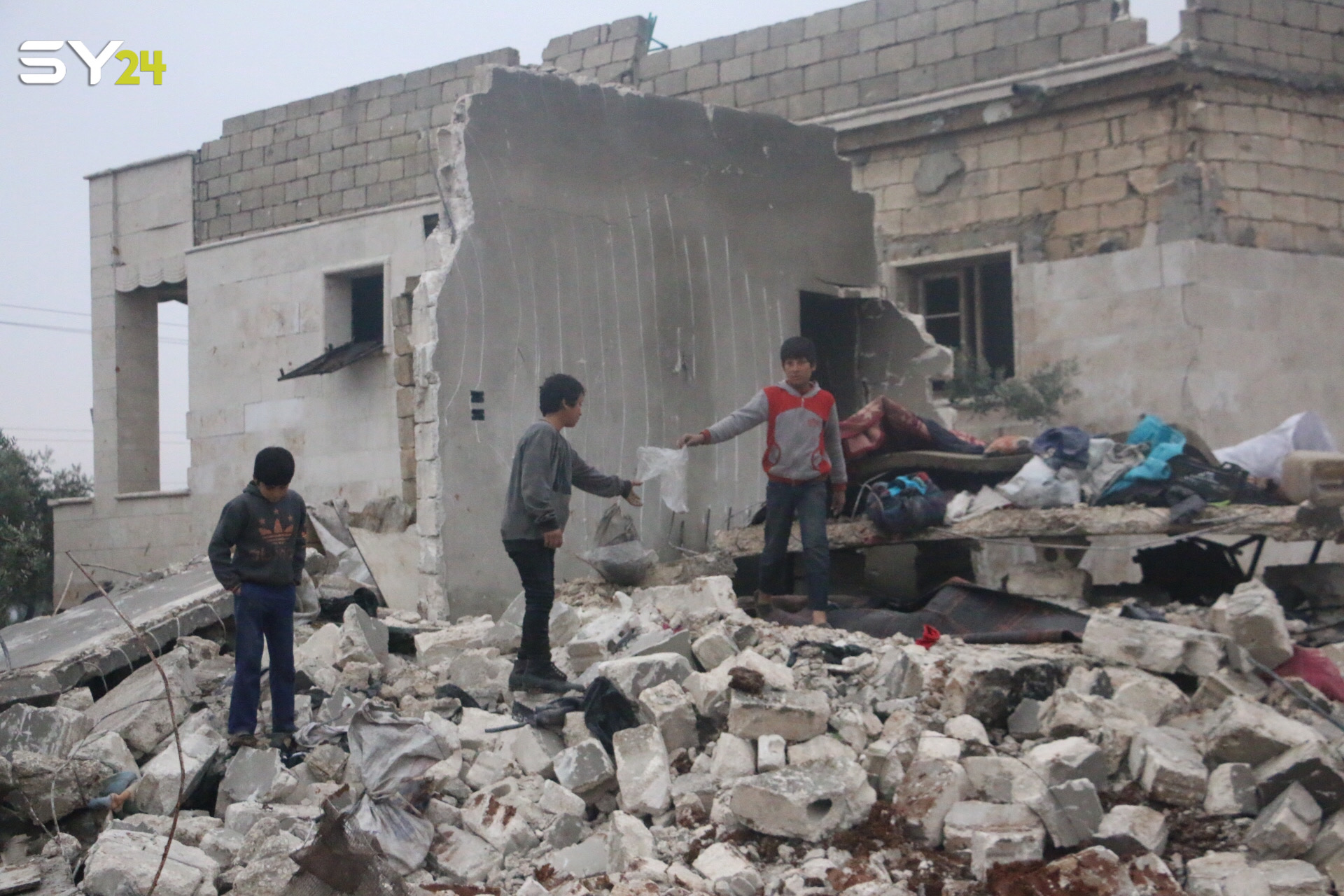 بصواريخ روسيا.. مقتل 8 مدنيين وإصابة العشرات جلهم أطفال في حلب