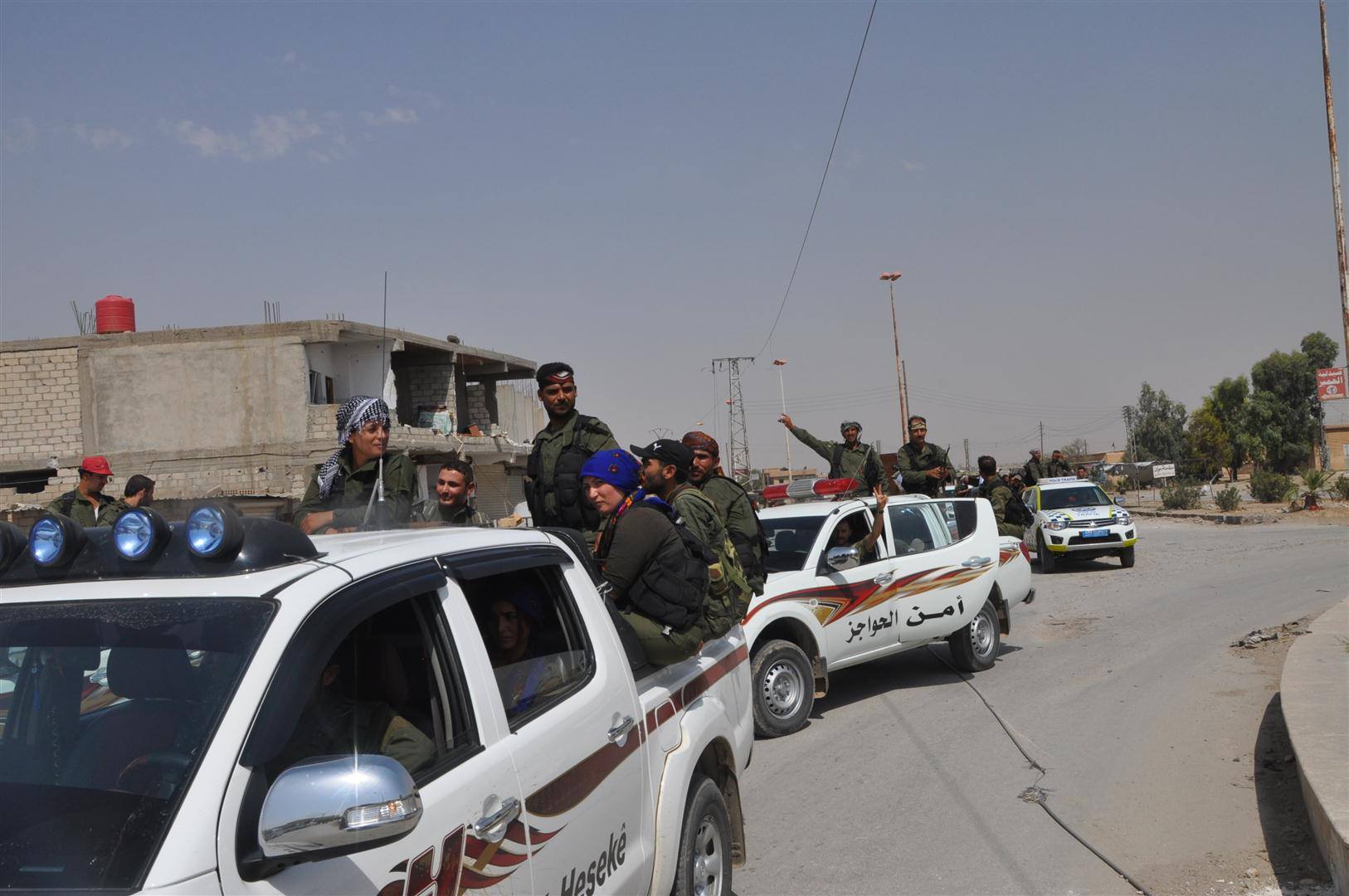 قوات النظام تطلق النار على سيارة لـ “الأسايش” وتوقع قتيل وجرحى في الحسكة