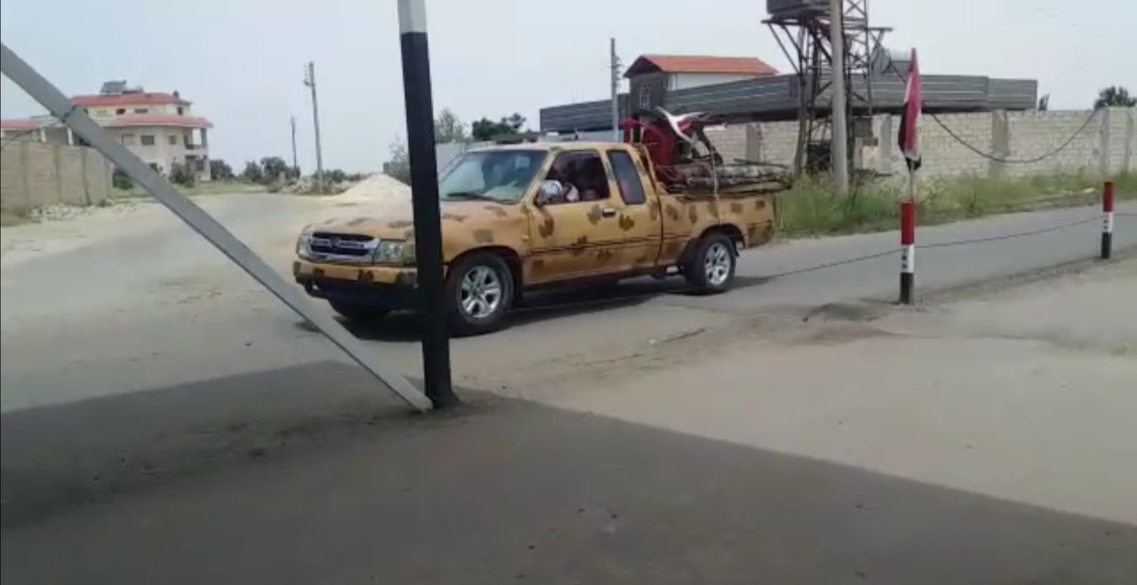 مقربون من روسيا يضربون جنديا للنظام في درعا