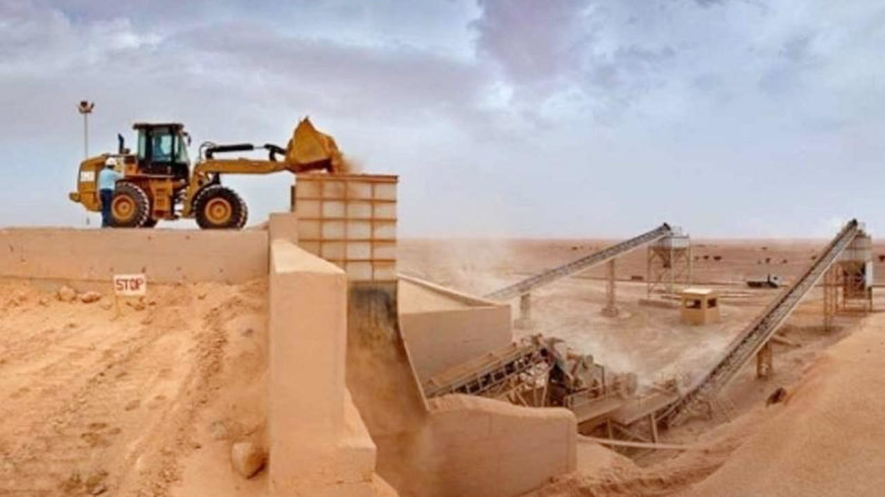 على خطى روسيا.. الأسد يبيع فوسفات تدمر لشركة صربية