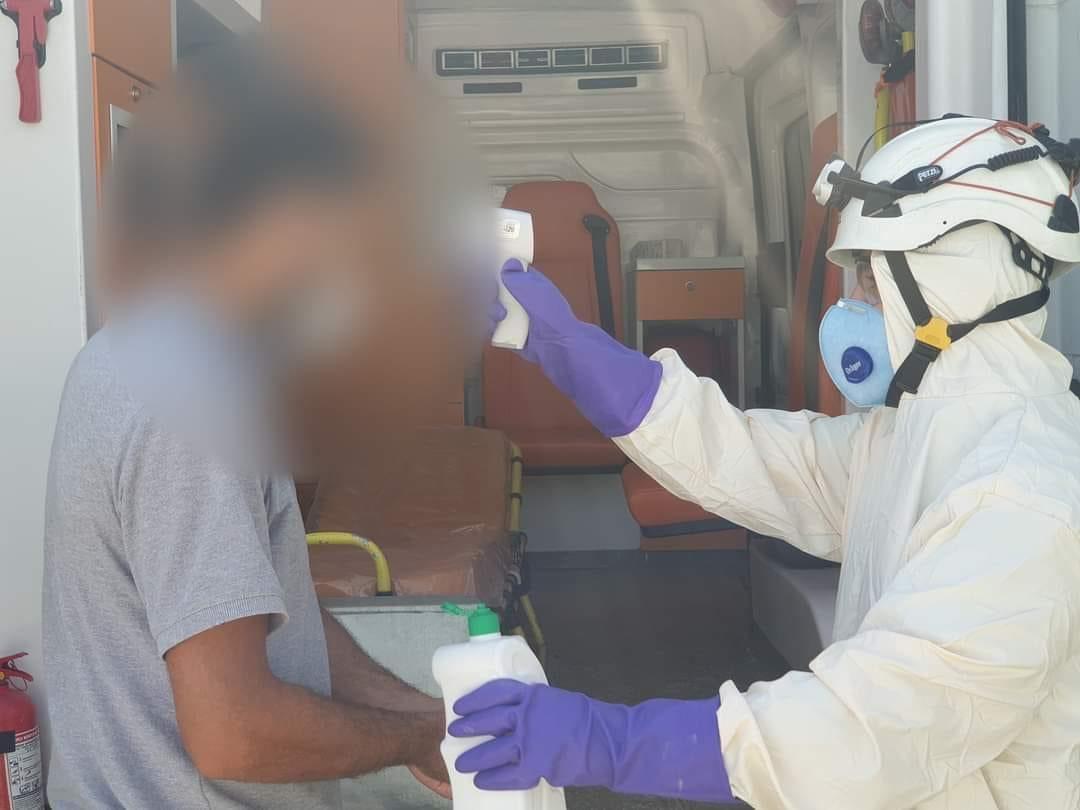 إصابة عدد كبير من السكان بفيروس كورونا شمالي سوريا