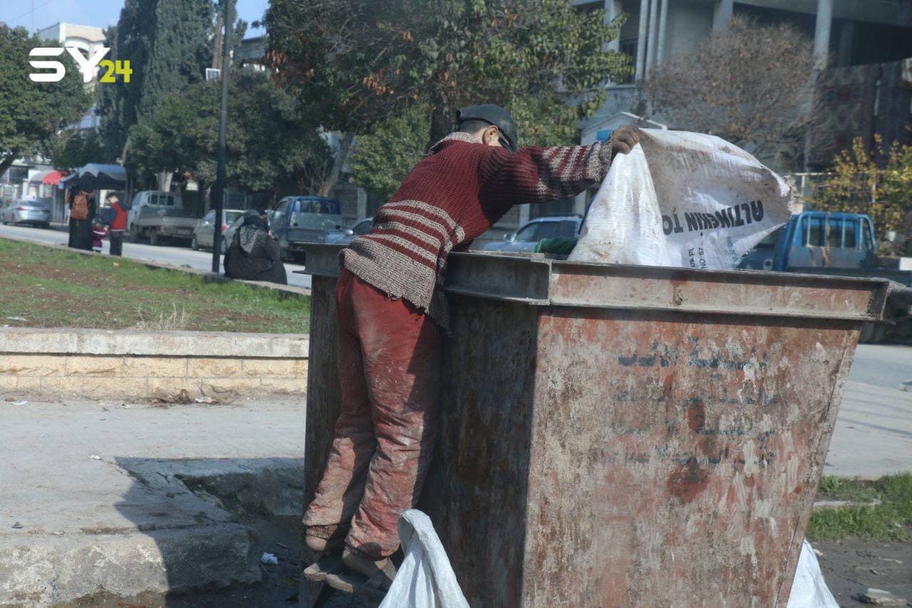 الفقر يدفع شاب إلى عرض كليته للبيع في إدلب!