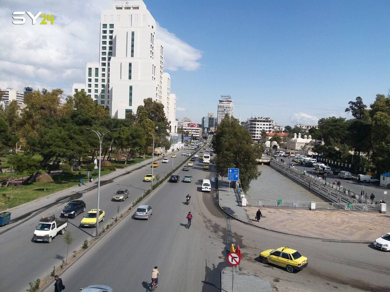 النظام يعاقب معارضيه.. وحقوقي يحذر السوريين لهذا السبب!