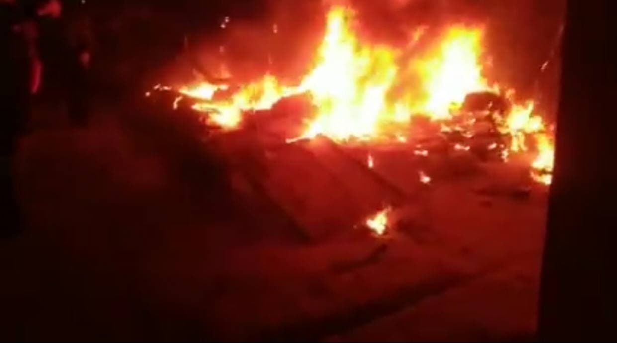 حريق يودي بحياة طفلة في مخيمات الشمال السوري