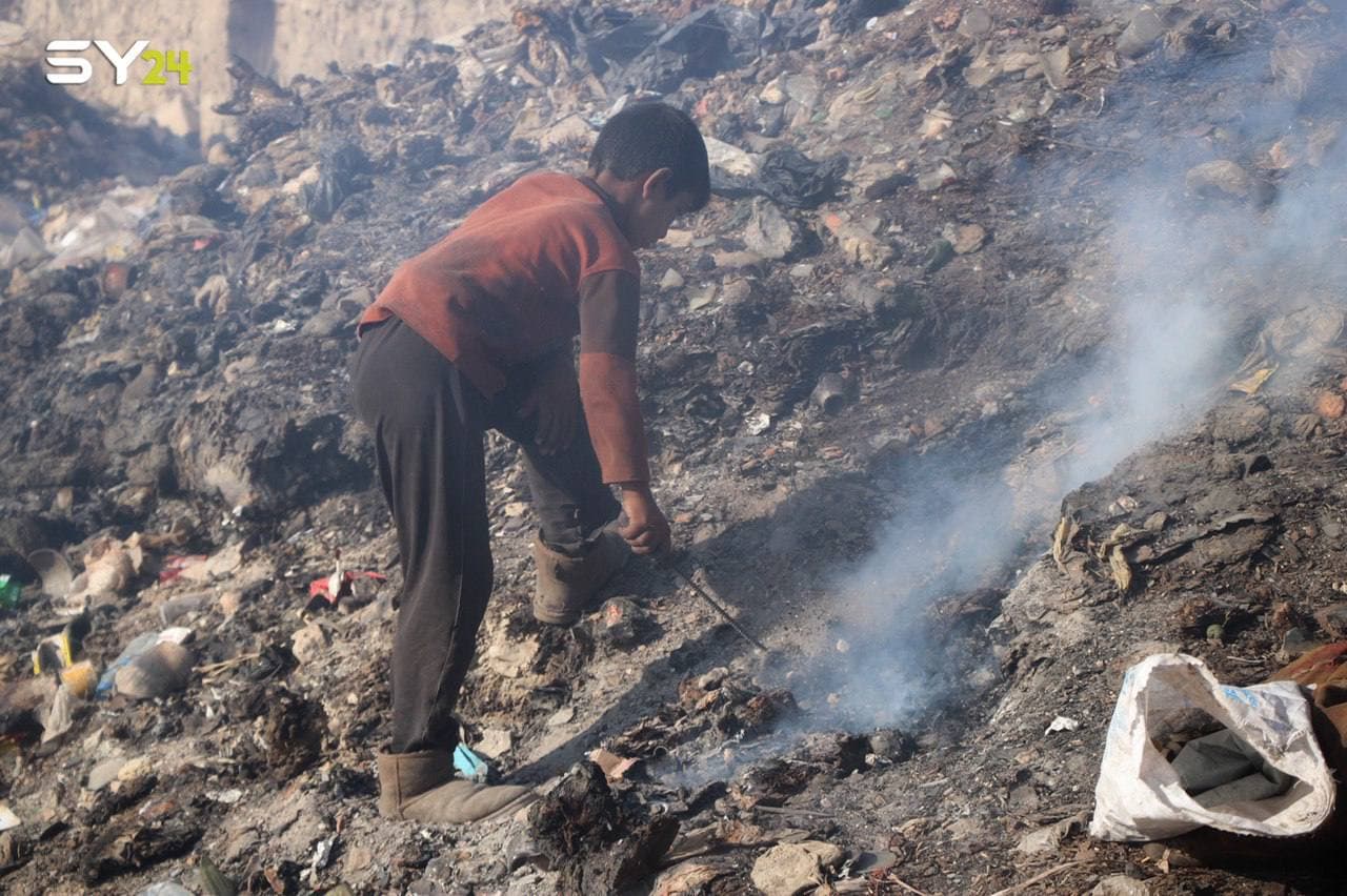 حلب.. مقتل طفل حاول البحث عن مواد للتدفئة!