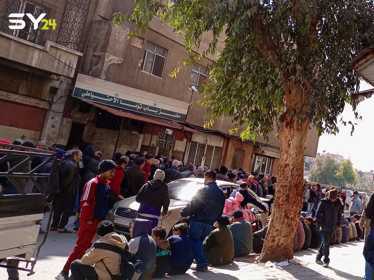 أمن النظام يعتقل 3 أطفال من أمام أحد الأفران بدمشق والسبب!