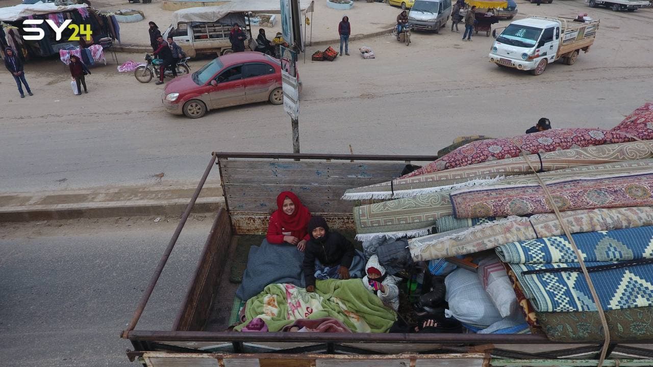 خلال آذار الماضي.. توثيق 40 ألف حركة نزوح في سوريا