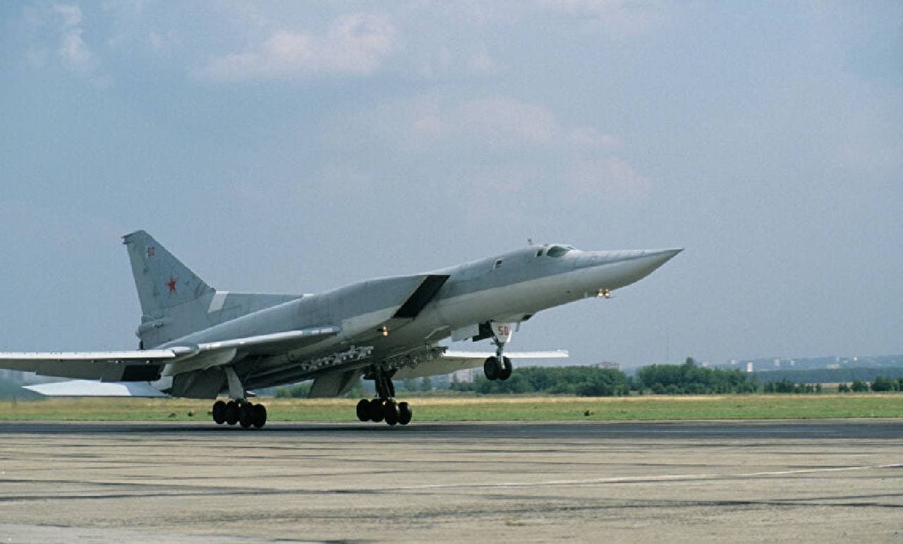 روسيا تنوي تحويل قاعدة “حميميم” إلى مطار عسكري ومدني