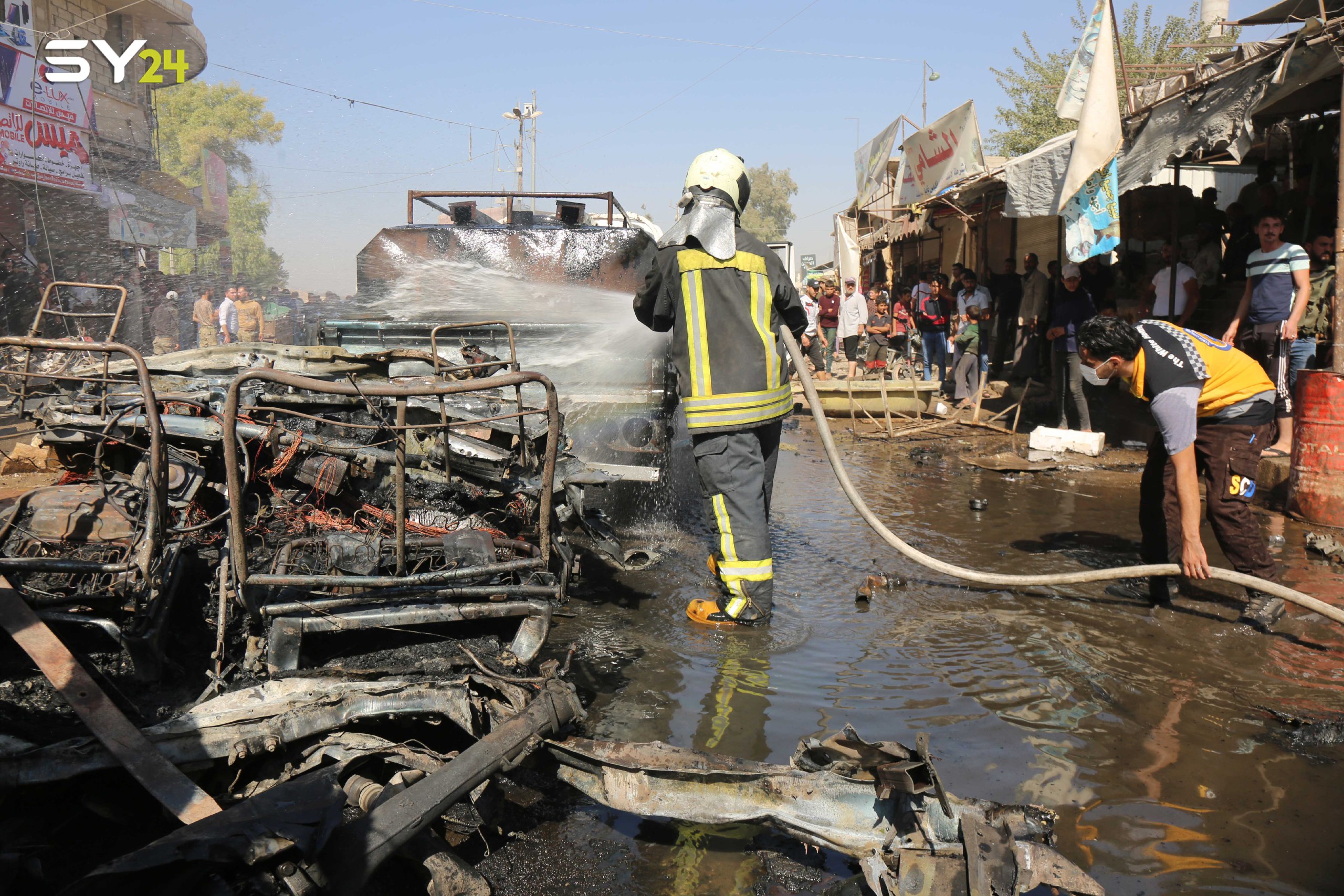 الدفاع المدني: 130 قتيلاً بينهم 45 طفلاً على يد الأسد وروسيا منذ حزيران