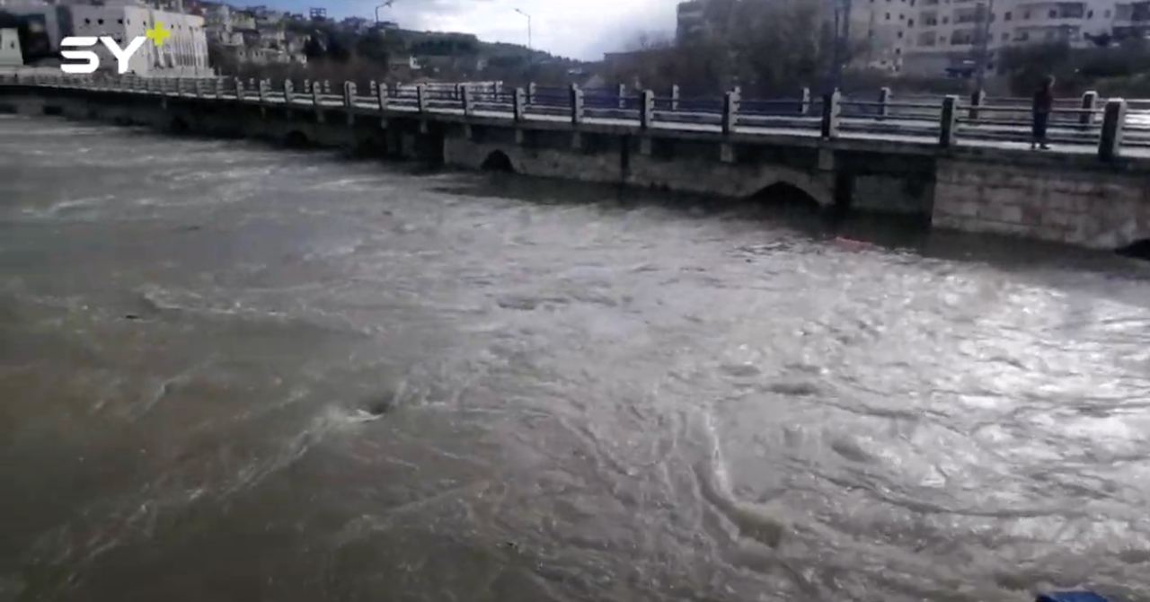 الدفاع المدني السوري يحذّر من ارتفاع منسوب مياه نهر العاصي غربي #إدلب ويدعو السكان إلى توخي الحيطة والابتعاد عن مجرى النهر