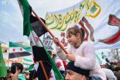 الأطفال السوريون يشاركون في الذكرى 12 للثورة 