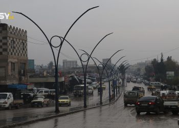 تحذيرات من انتشار الظواهر السلبية نتيجة توقف الدعم الإغاثي شرق سوريا