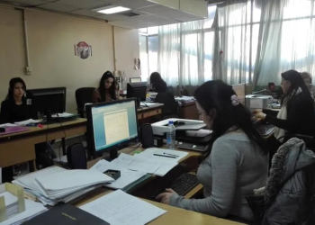 إلى العمل دُر..تعميم حكومي يعيد الموظفين إلى مؤسسات الدولة