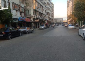 جبلة: الخدمات بين تحديات البنية المتهالكة وجهود المجتمع المحلي